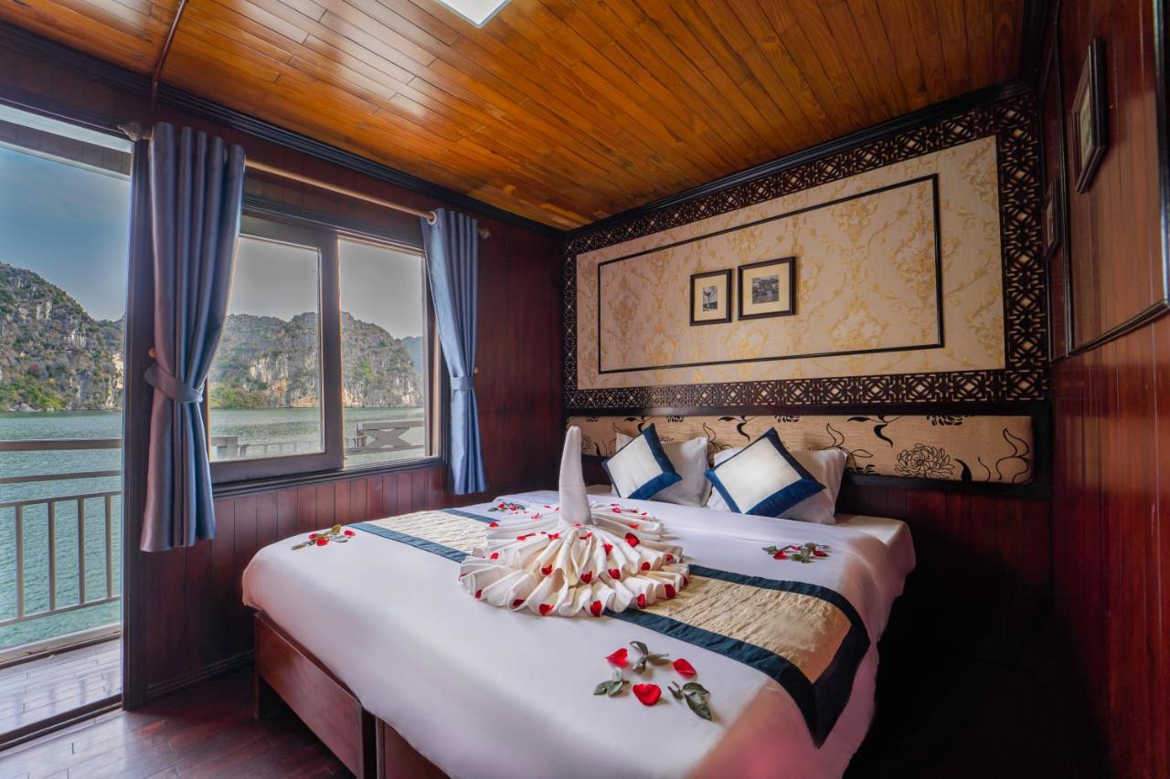Hotel Legend Cruise Ha Long Exteriér fotografie