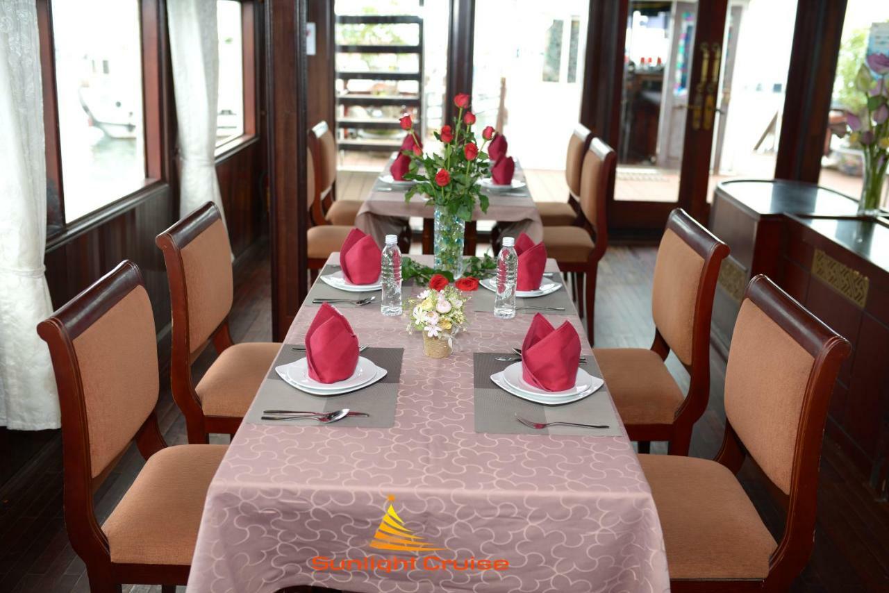 Hotel Legend Cruise Ha Long Exteriér fotografie