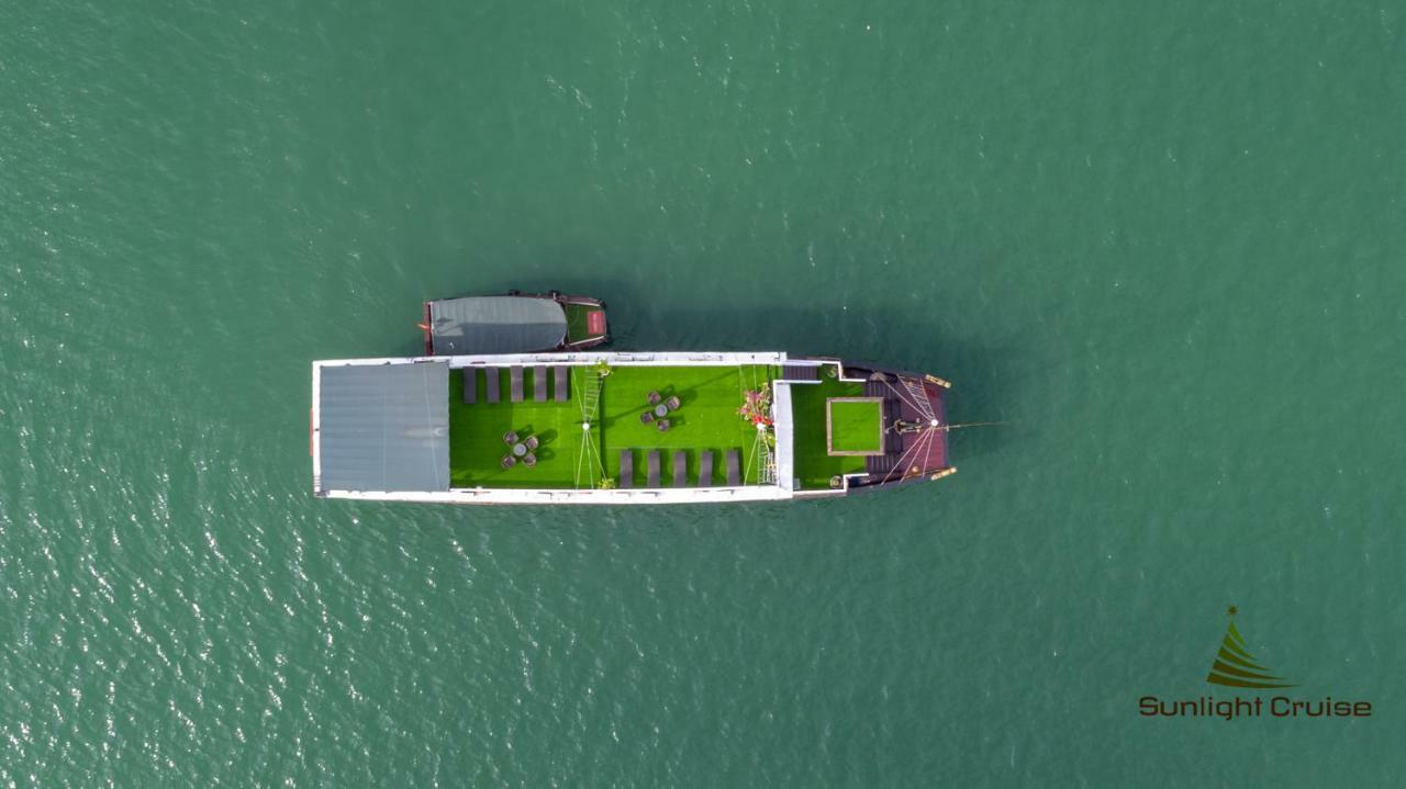 Hotel Legend Cruise Ha Long Exteriér fotografie